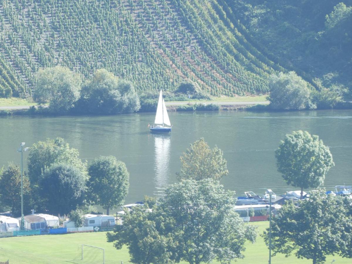 Hotel Hausboot Moselrose In Poelich à Polich Extérieur photo